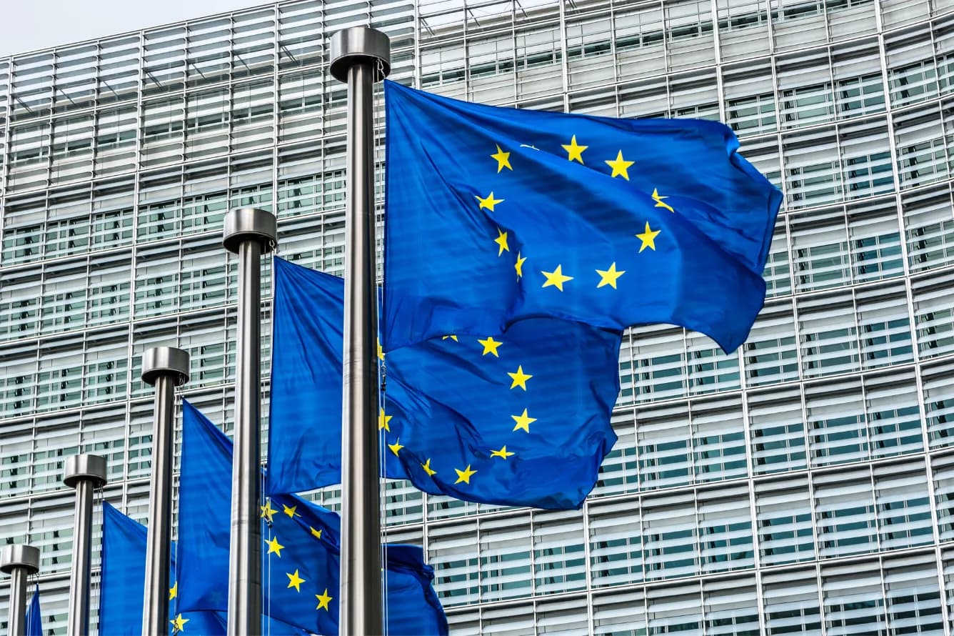 European Parliament building, signifying new crypto AML regulations