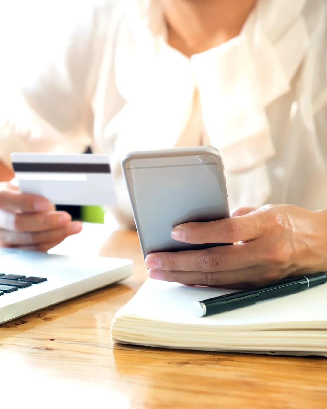 Cheq UPI app interface showing payment options for NRIs in India
