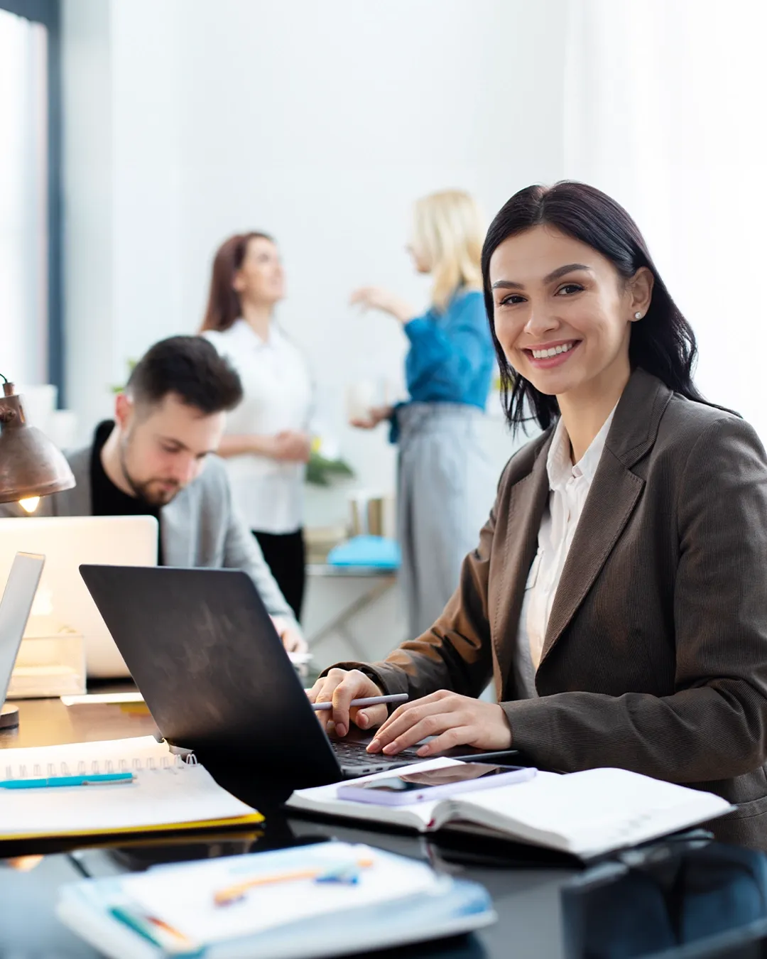 Ariglad: Buzzing Solutions for HR